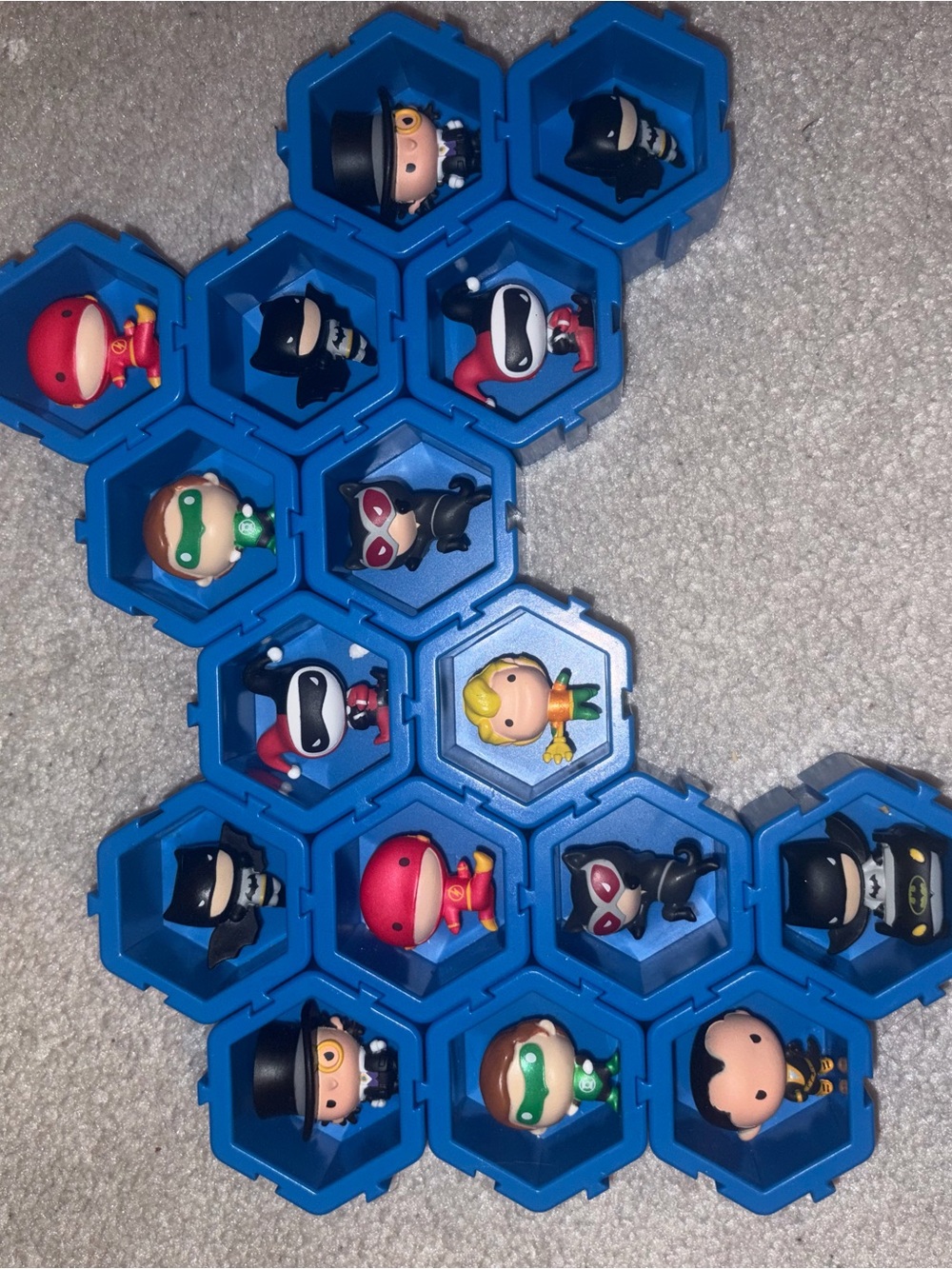 DC Blue Hex Playset with Multicolored Mini Figures